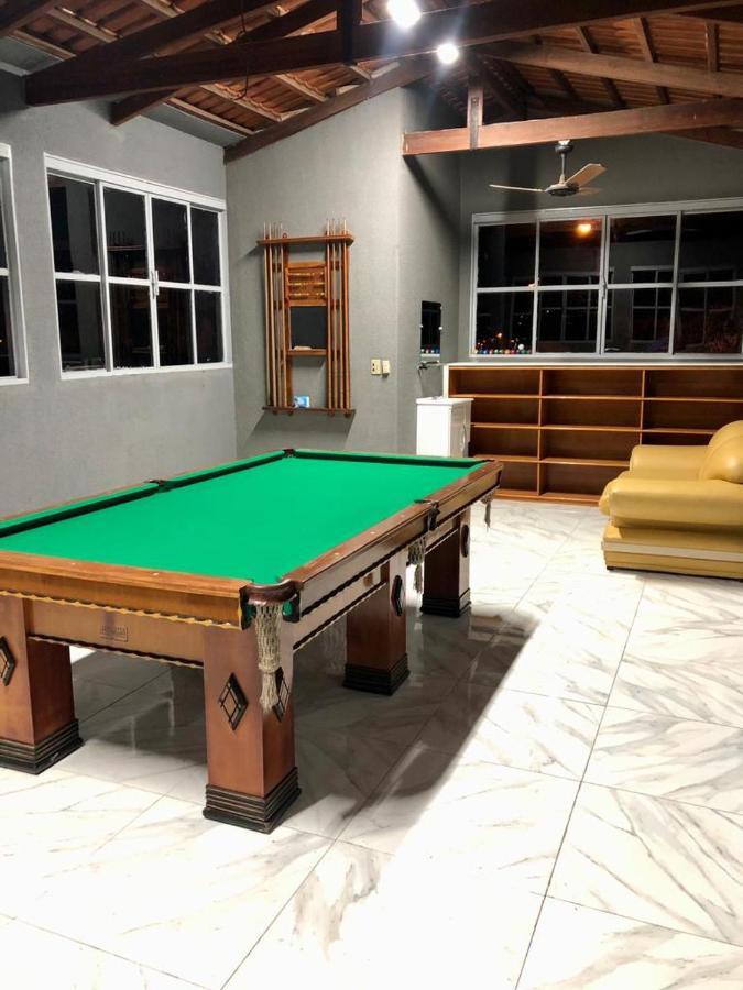 Casa de férias Casa 3/4 Com Piscina E Mesa De Sinuca Em Caldas Novas