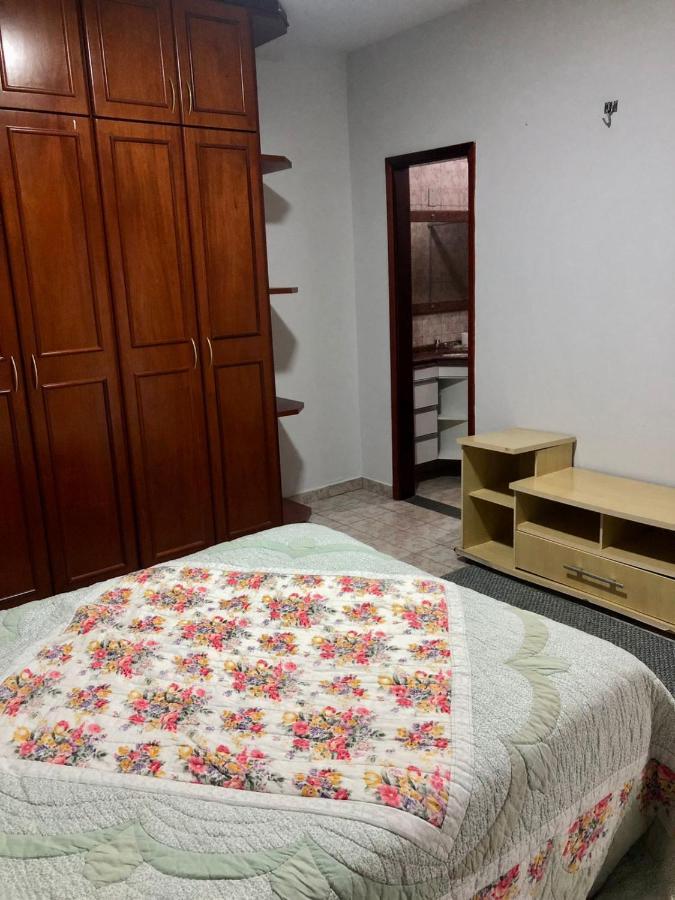 Casa de férias Casa 3/4 Com Piscina E Mesa De Sinuca Em Caldas Novas