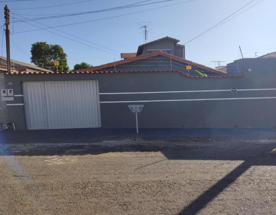 Casa de férias Casa 3/4 Com Piscina E Mesa De Sinuca Em